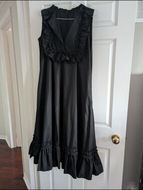 Black Ruffled Sleeveless Midi Dress